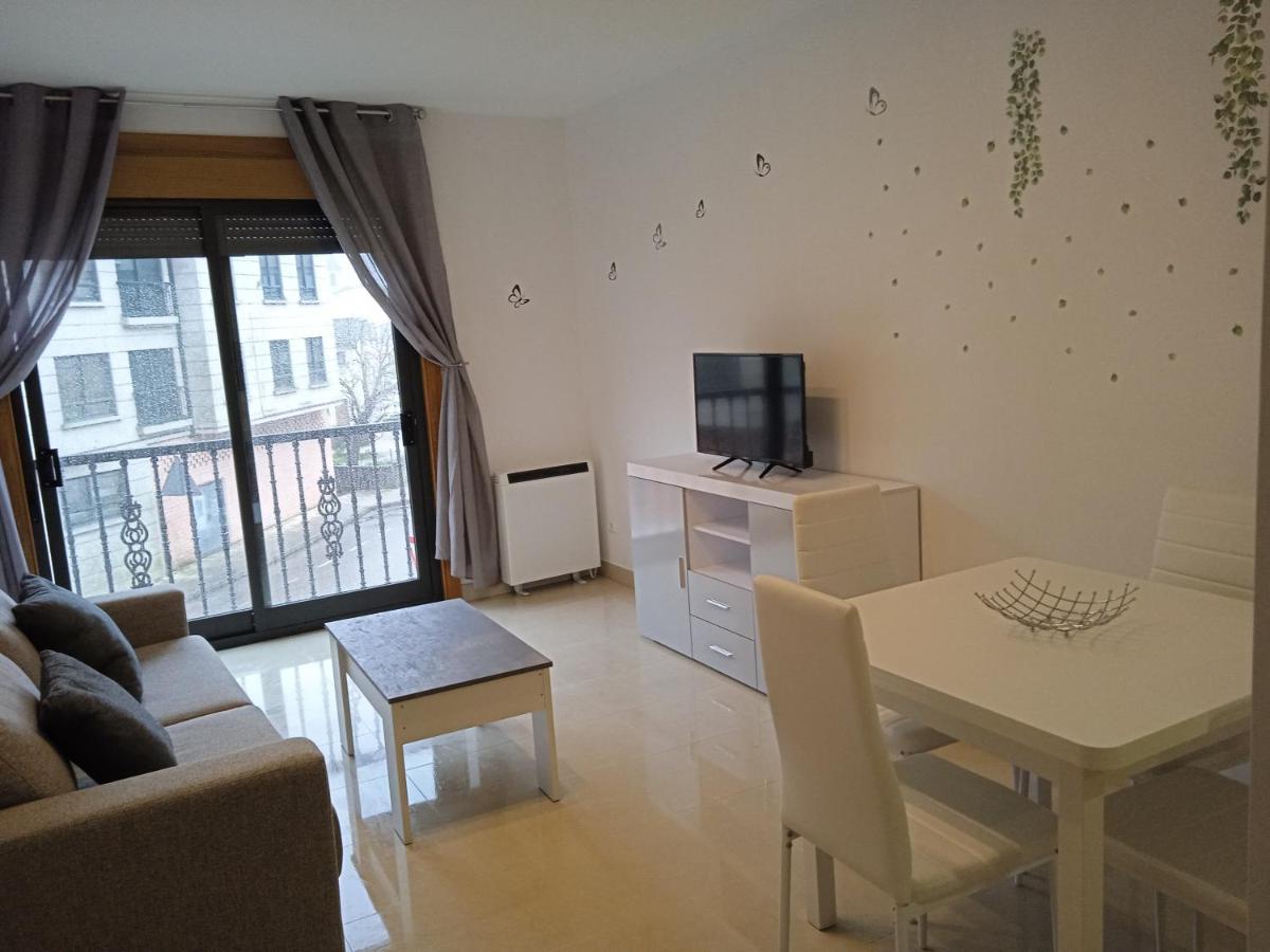 Apartamento Mirabel Rosal Εξωτερικό φωτογραφία